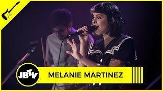 Miniatura de "Melanie Martinez - Dead To Me - Live @ JBTV"