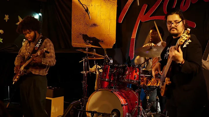 Stephen Hull Experience: Live at Rosa's Lounge