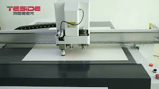 Digital flatbed sample die cutting machine, sample making machine processing Cardboard paper, paper