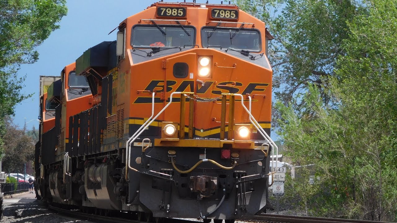 BNSF trains in Flagstaff!