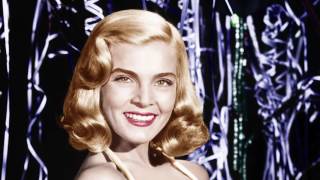 Lizabeth Scott ~ Royals 💋