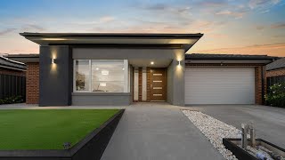 32 Queensbridge Avenue, Tarneit 3029 VIC - Z. Real Estate