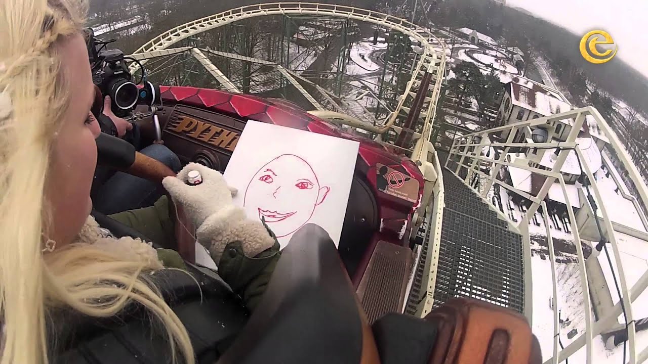 Britt Dekker in de Python - Paniekportret - Efteling