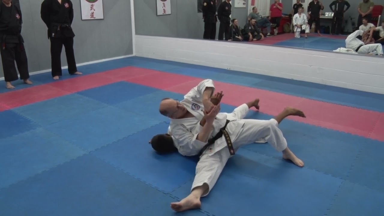 Inside Split Entry Intercepting Hands into Strikes, Locks & Takedowns – Clip #2