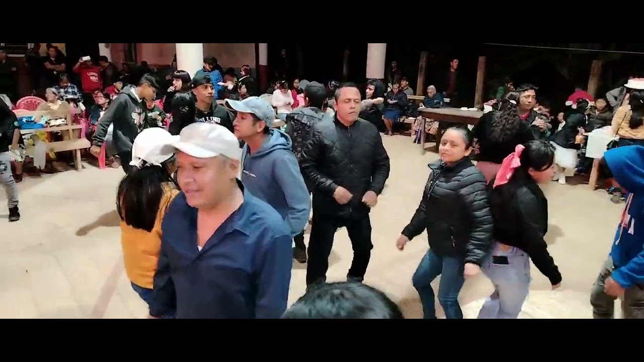 Grupo fantasía en pueblo nuevo chilchotla Oaxaca 15 de febrero 