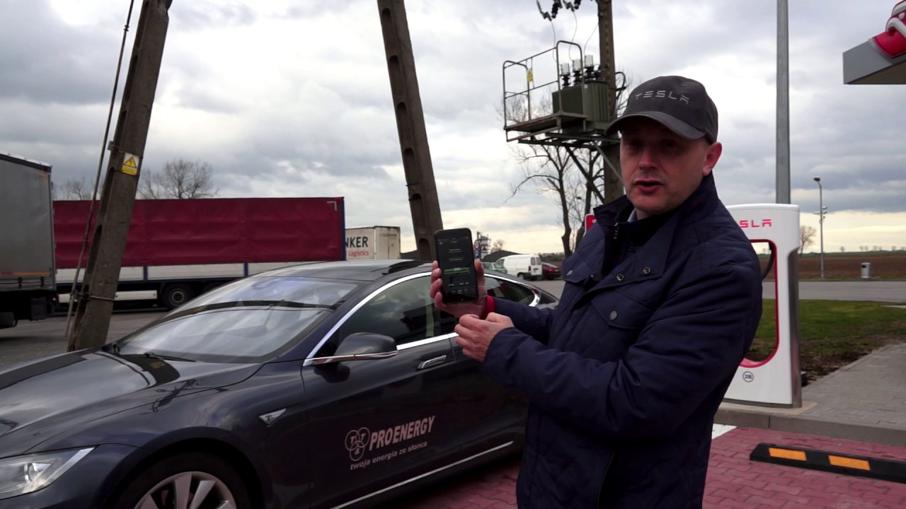 Tesla - pierwsza w Polsce superładowarka