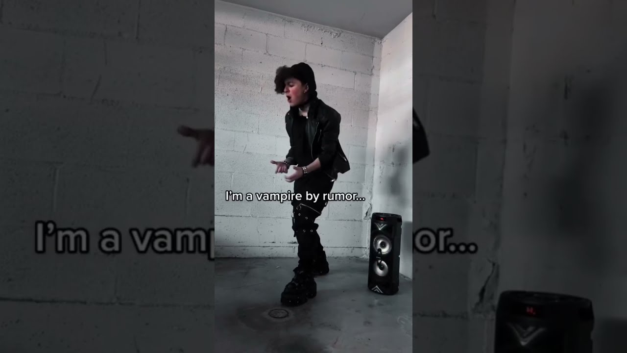 EMO KID SING VAMPIRE BY RUMOR Emo Emomusic Rockmusic Hardrock Goth Punk Poppunk Vampire