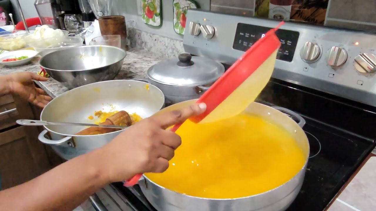 ViN'N FÈ YON SOUP JOUMOU AVÈM KÒMSI SI SE ANDEYÒ OU TE YE,BON BAGAY.