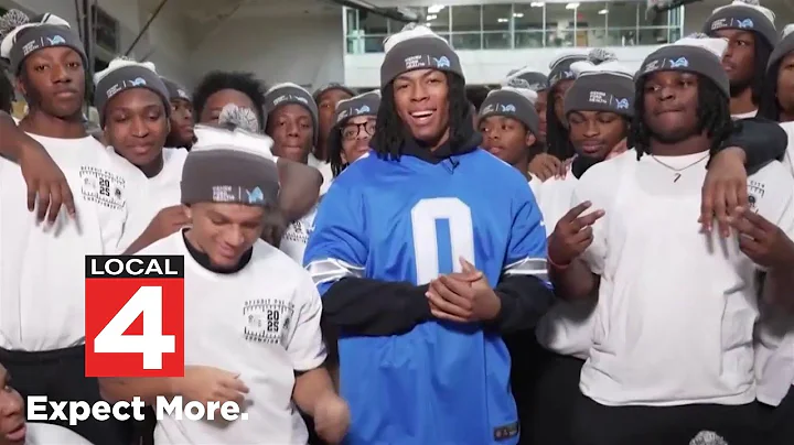 Detroit Lions' Jahmyr Gibbs surprises Cass Tech football team