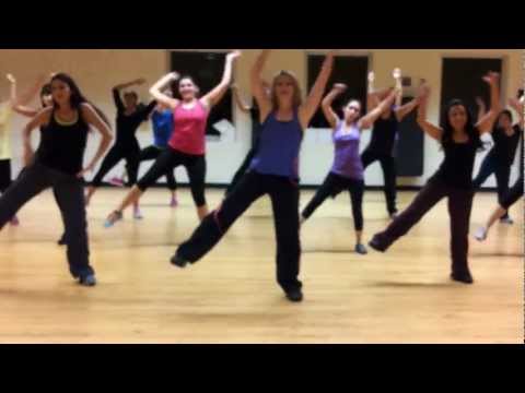 Zumba Dance Fitness: Scream and Shout by Will.I.am