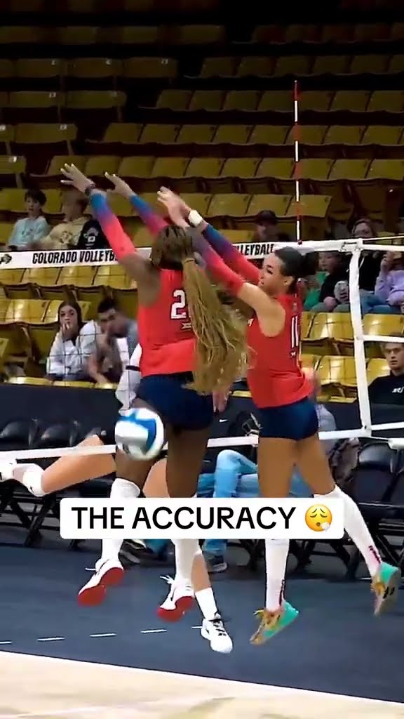 SPLIT THE UPRIGHTS ?? (via @CUBuffsVB/X)