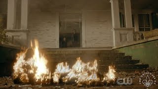 The Originals 5x06 Klaus and Elijah watch Hayley die