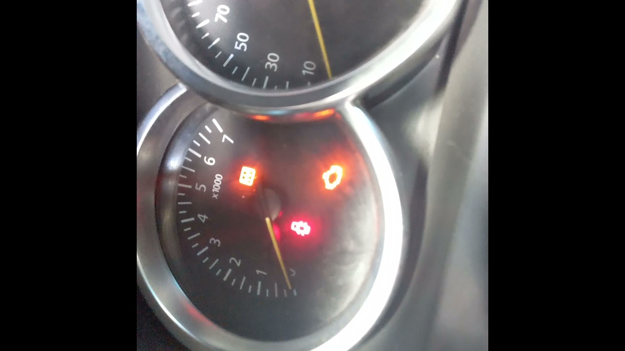Часы renault symbol