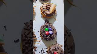 Olha essa encomenda fofa de Mini Donuts de Páscoa. #food #dulces #donuts