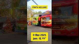 Rabu 11 Juni "25 jam 16.44"" Penumpang Pintu Keluar Terminal Purabaya Bungurasih Surabaya