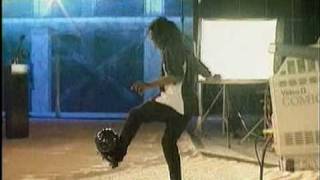 Nike Commercial - Edgar Davids Freestyle