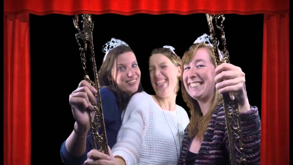 TAVENU speelt Kniplint - Prinses Rix, Riet, Ree & Tina