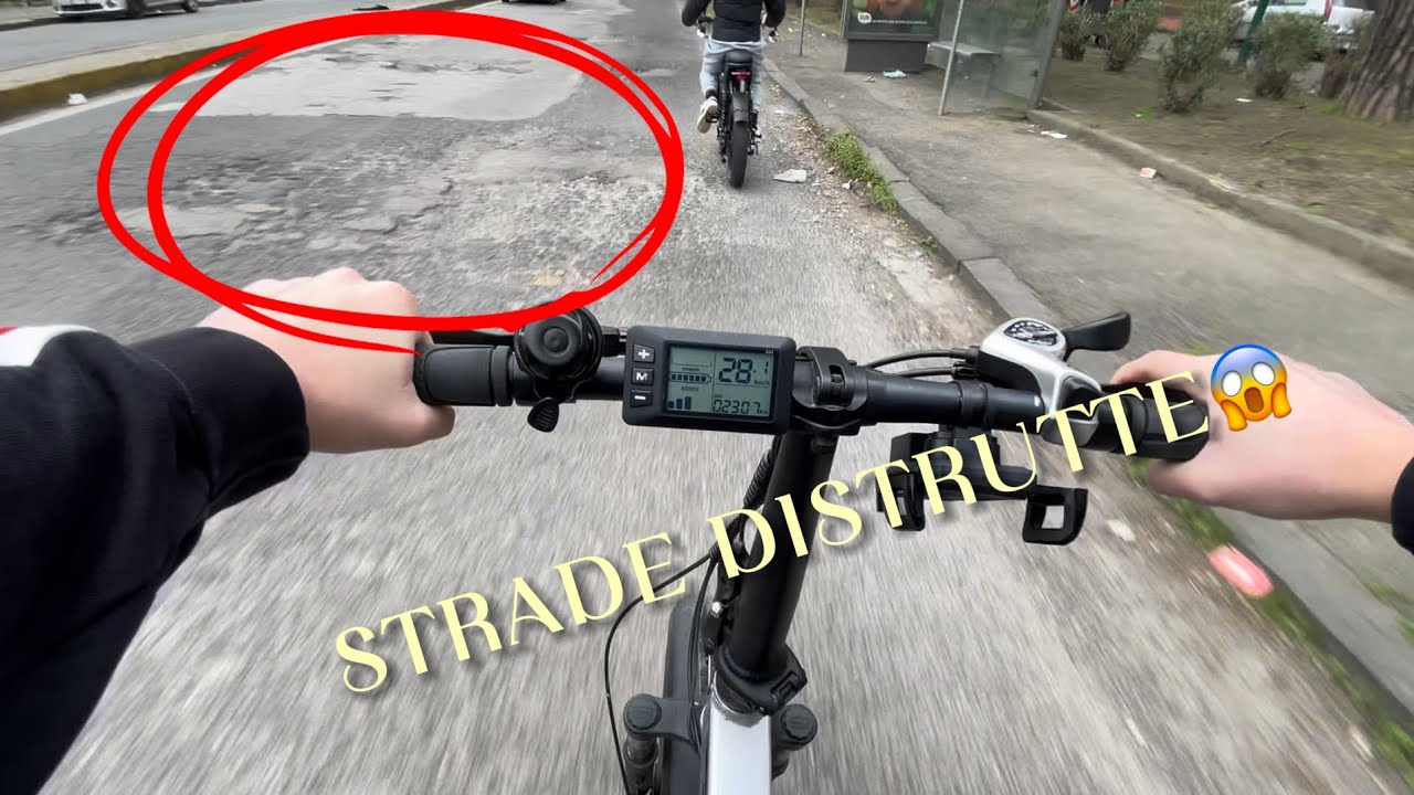 É POSSIBILE SOPRAVVIVERE ALLE STRADE DI NAPOLI CON UNA BICI ELETTRICA VECCHIA 5 ANNI? 