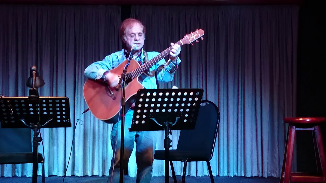 Ernie Stark performs at TJs music club April 2017 5 video phone beyonce mp3