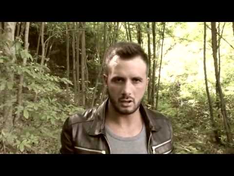 Alessio - Che vita è - diretto da Nilo - video ufficiale 2010