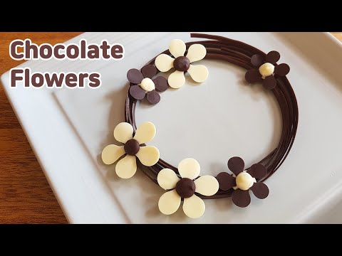 Easy and cute Chocolate Flower Decorations for Homemade Cake