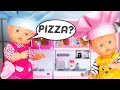 👣 Noa et Noé ont une nouvelle cuisine trop mignonne dans la salle de jeux avec plein d’accessoires