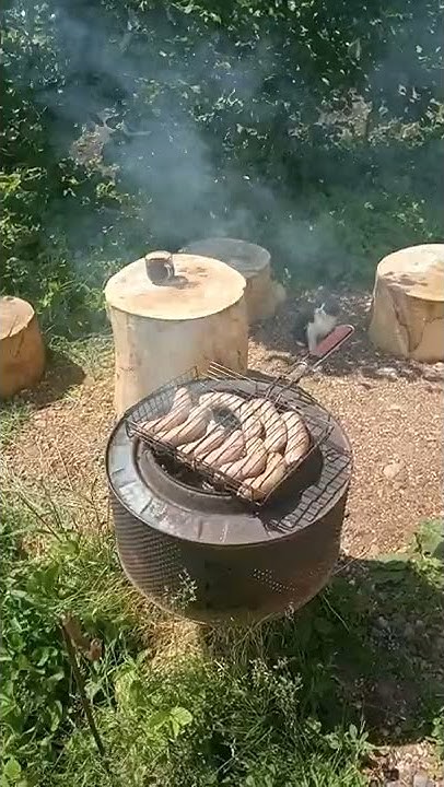 ОТДЫХ НА ДАЧЕ ! КУПАТЫ НА МАНГАЛЕ!!!#shorts - YouTube