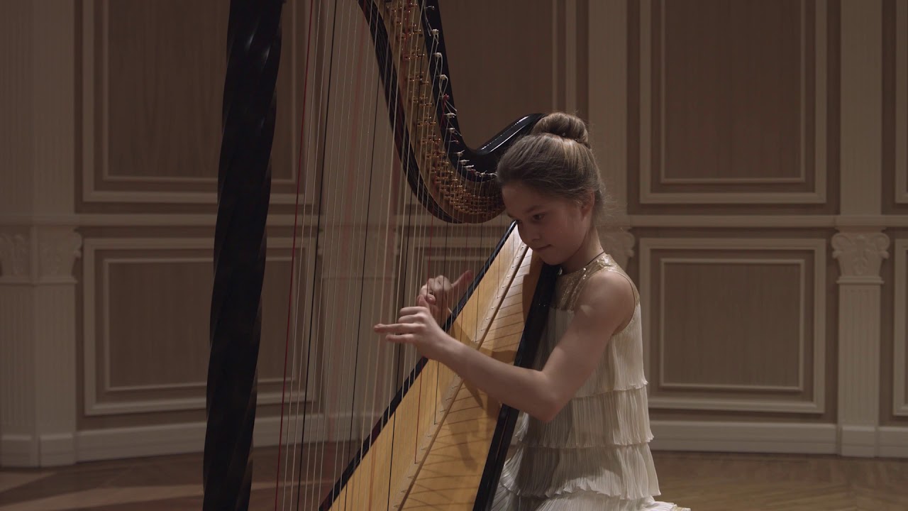 Ferenc Farkas - Danse du Prince de Transilvanie (Svetlana Novikova, harp)