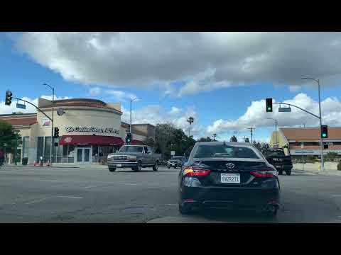 Driving through Encino Hills - Los Angeles