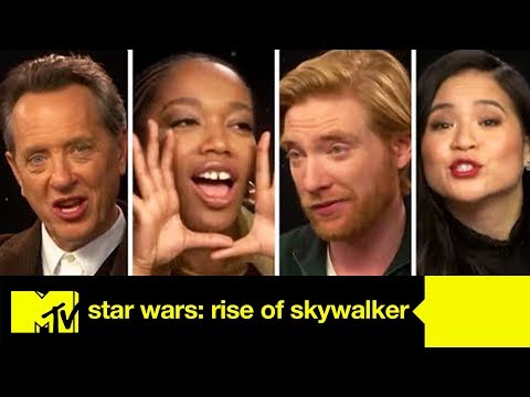 star-wars:-the-rise-of-skywalker-cast-play-'that's-the-quote-you're-looking-for'-|-mtv-movies