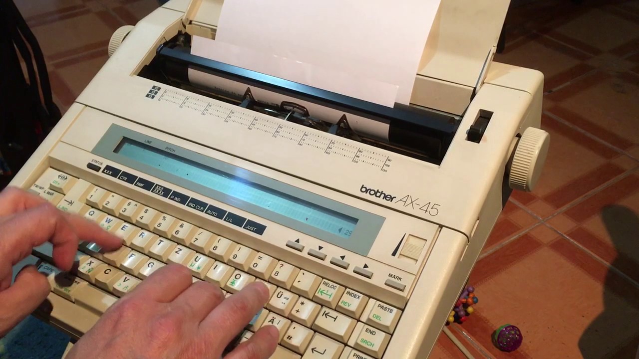 Máquina de escribir Brother. - YouTube