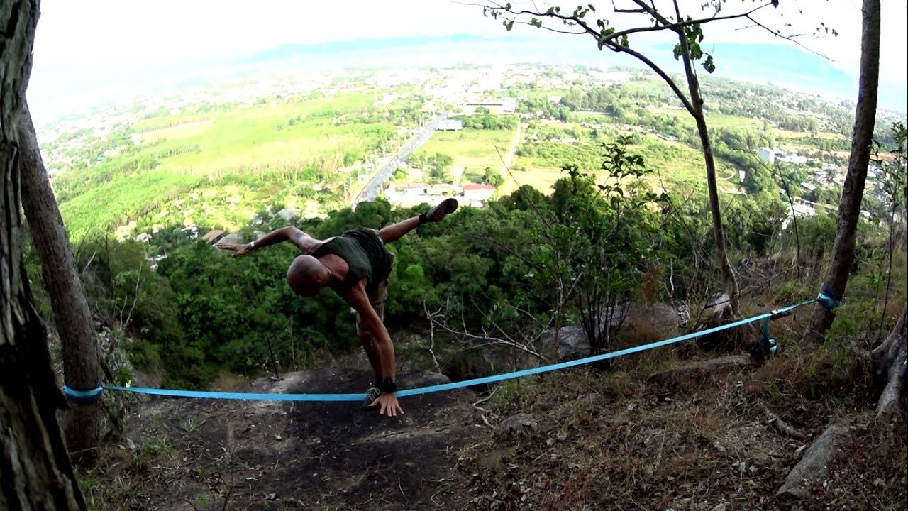 Short Slackline, High Cliff at Phuket Thailand