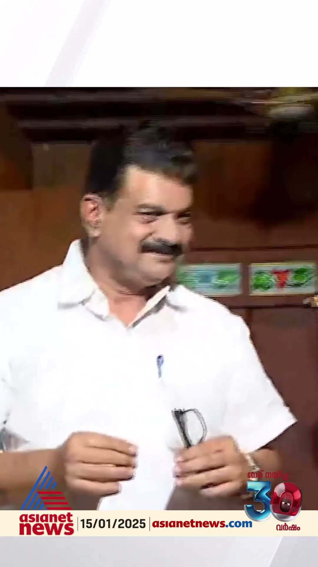 'അൻവർ പരാജയപ്പെട്ട രാഷ്ട്രീയക്കാരനല്ല,തന്റെ രാഷ്ട്രീയത്തെനിലനിർത്താനുള്ള  ഇരപിടിക്കാൻ അറിയുന്നയാളാണ്