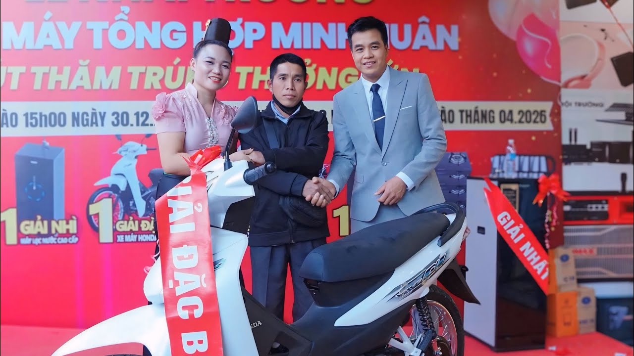 Bốc Thăm Trúng Thưởng Điện Máy Anh Chị Minh Huân Tại Bản Tăng - Nậm Lầu - Sơn La