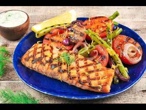 Grilled Salmon with Lemon Dill Yogurt