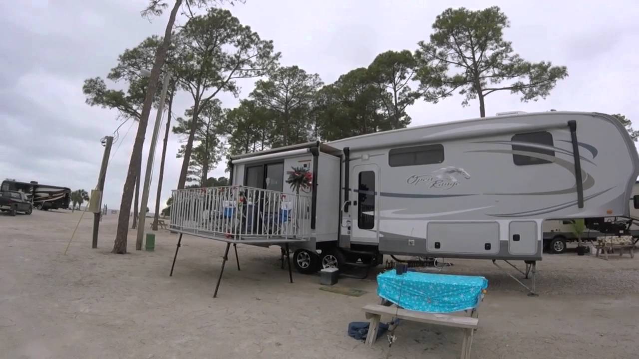 Rv Lady Season 4 Episode 11 Fifth Wheeler With Deck Sliding Glass Rv Lady Season 4 Episode 11 Fifth Wheeler With Deck Sliding Glass Door 12 22 15