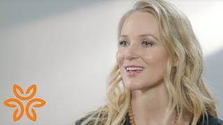 Defining Mindfulness with Jewel | Hello humankindness