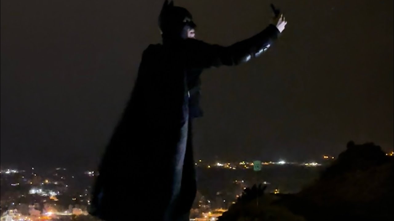 Late night bat mobile cruise