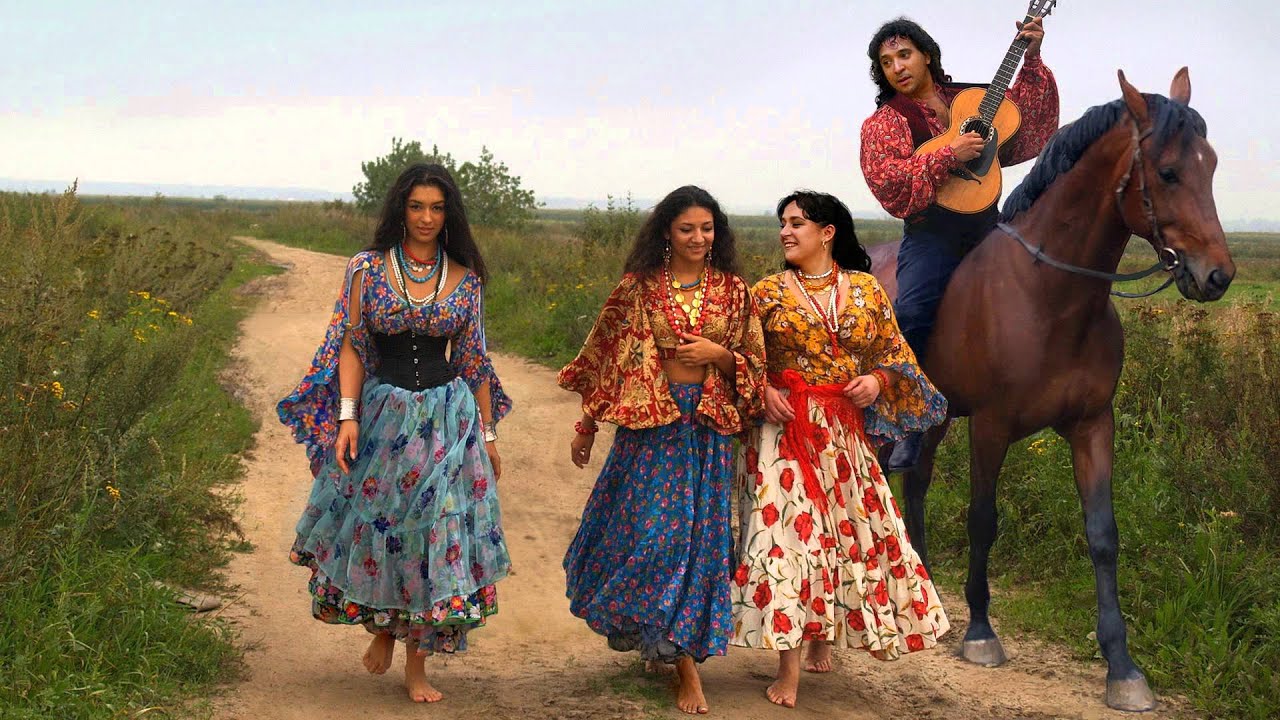 Beas (Boyash) Himnusz - YouTube