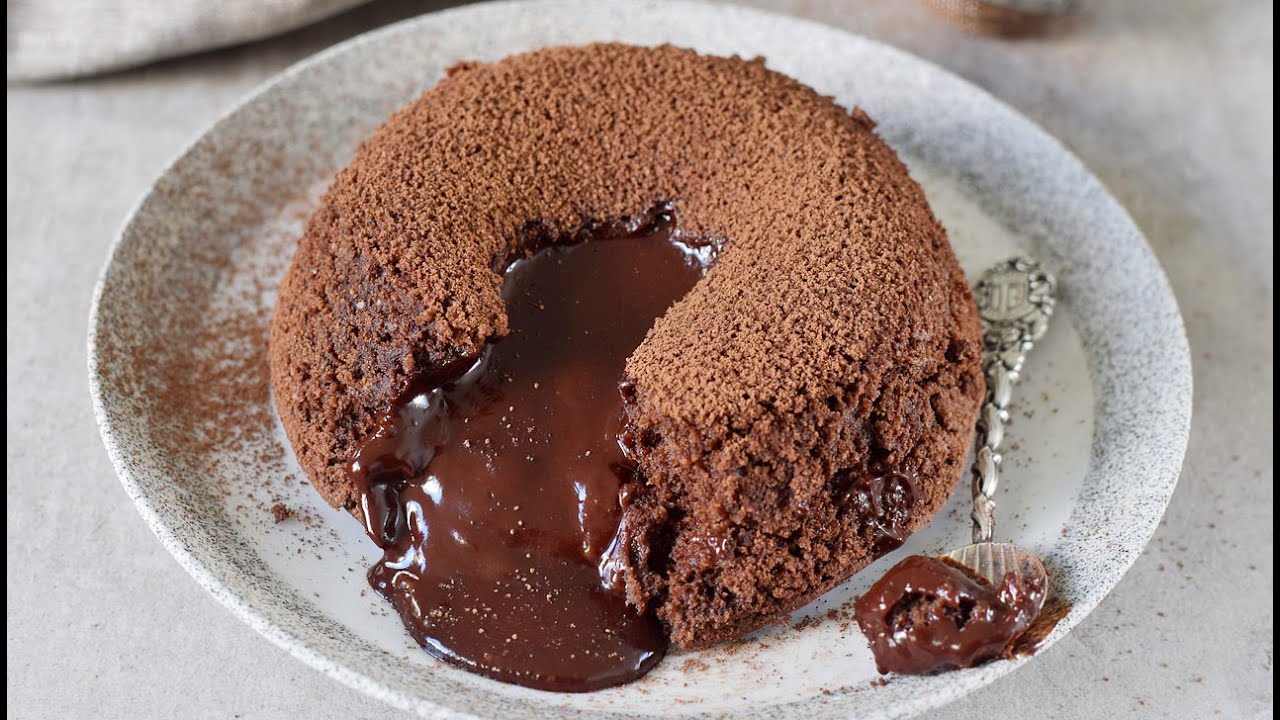 Vegan Lava Cake Recipe | Molten Chocolate Cake (Gluten-Free) – Easy ...