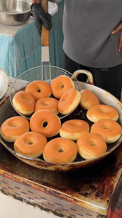 Sold Out Every Day! Best Donuts Shop in Malaysia
