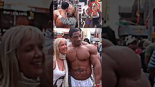 Reação Das Mulheres Ao Ver Roelly Winklaar Bodybuilder #Shorts #Viral