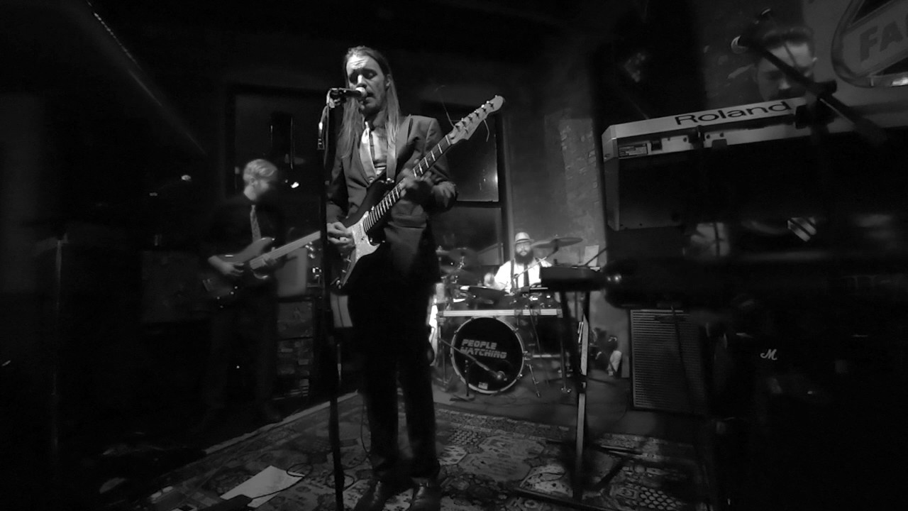 PEOPLE WATCHING "I LOOK AROUND"