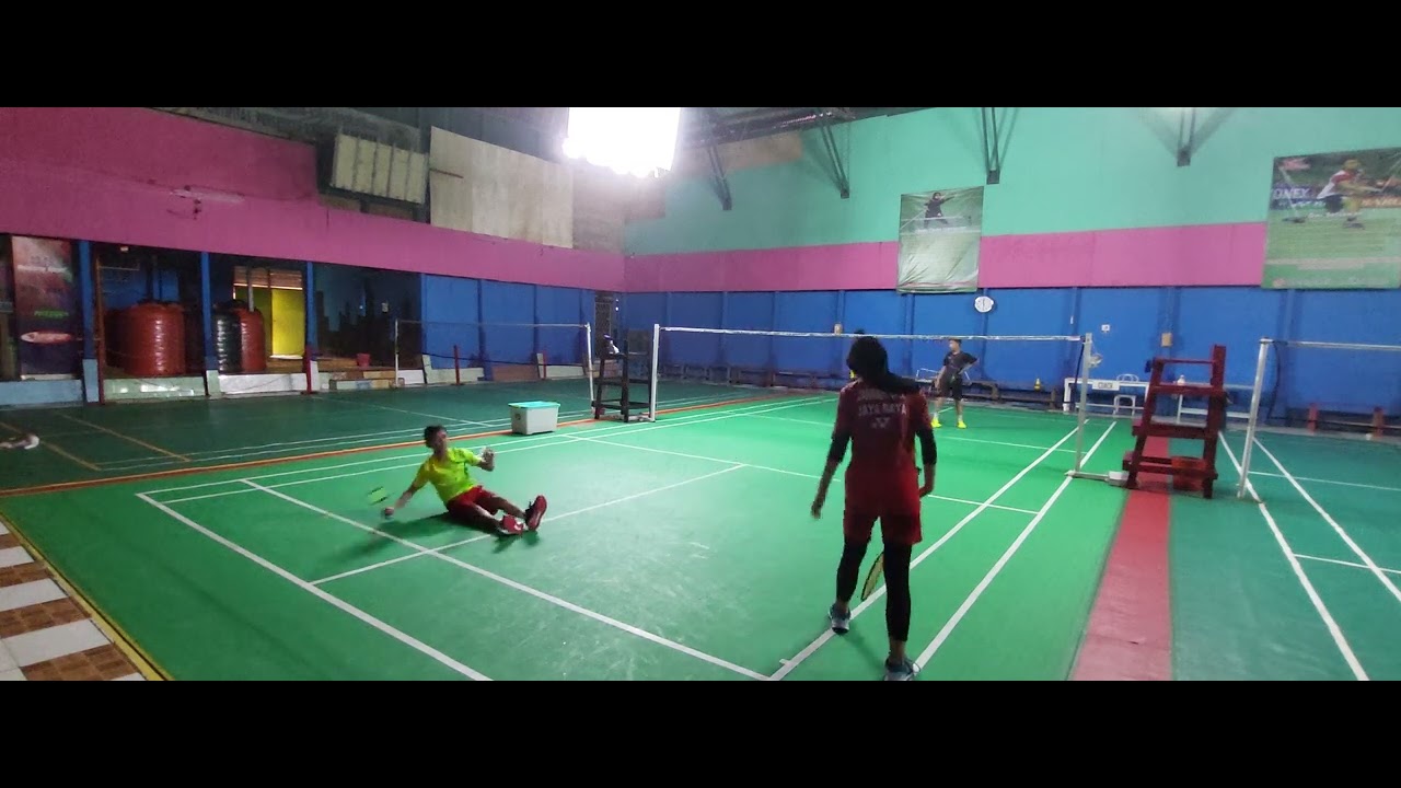 friendly badminton match Raka-Rizky vs Arta-Ghifa - YouTube