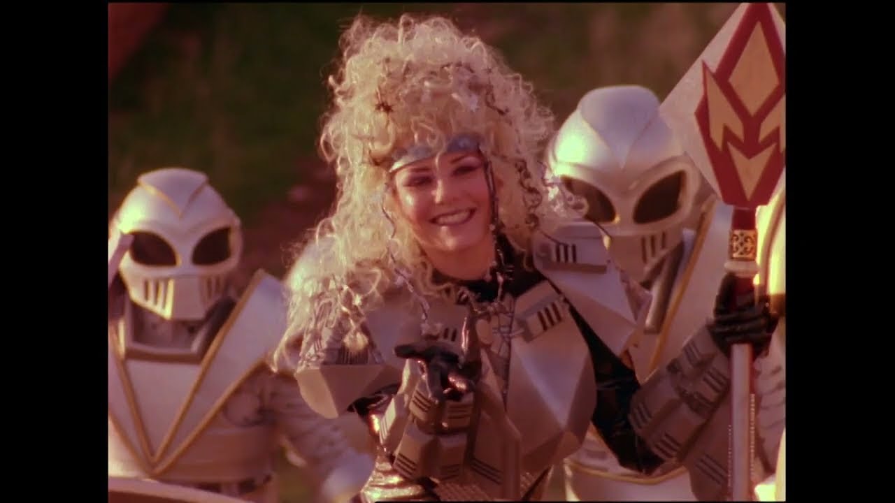 La búsqueda del satélite | In Space | Episodio Completo | S06 | E06 | Power Rangers en Español