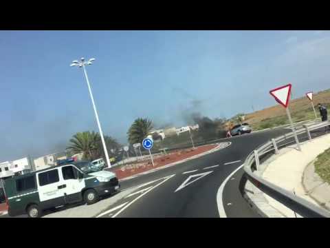 Se incendia un vehículo en marcha