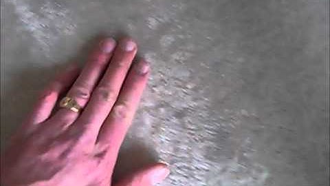 How to remove red wine from carpet