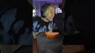 xQc Instantly Regret Playing This