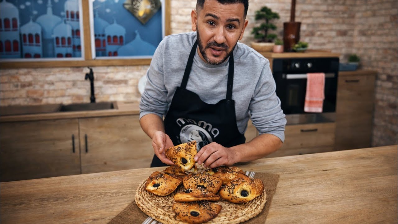 فطائر يوالّمو شهر رمضان ولا أروع 😋 ساهلين وبنان… جربوهم ومتندموش! مع الشاف فارس 