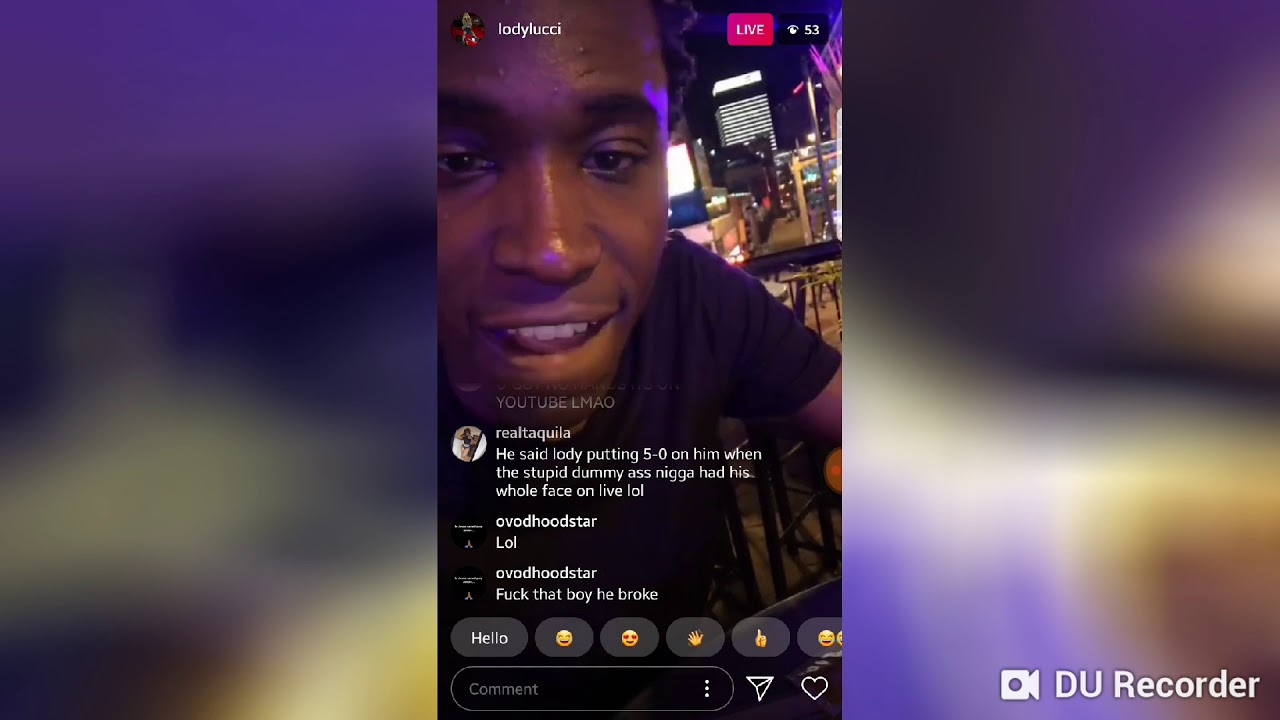 Кинг Ло снаружи ждет Лоди Луччи... Лоди Луччи вызвал полицию